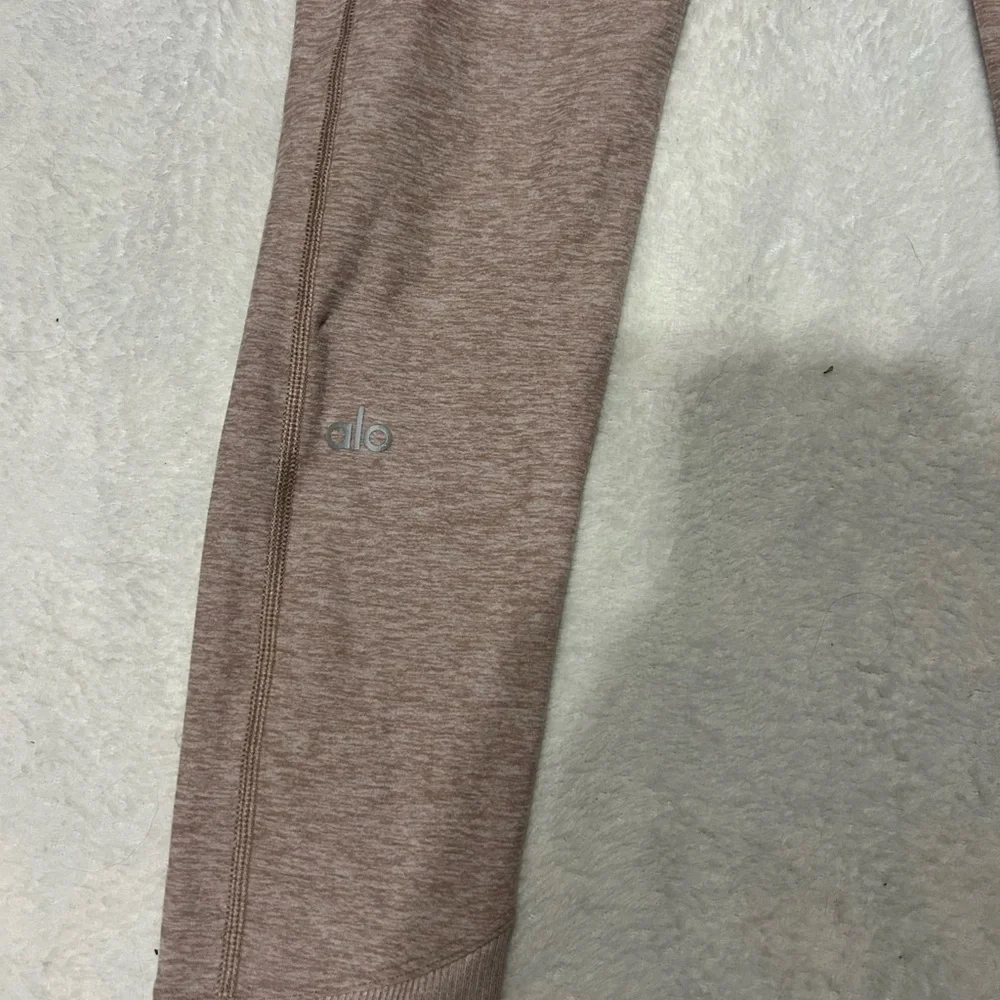 ALO Yoga Beige heathered High-Waisted Leggings Size XXS Athletic Yoga Pants